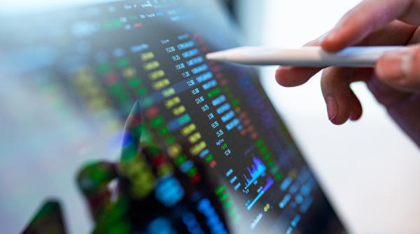 cum functioneaza polymarket piata de predictii unde se pariaza milioane pe razboi si unde un grup anonim decide care e adevarul