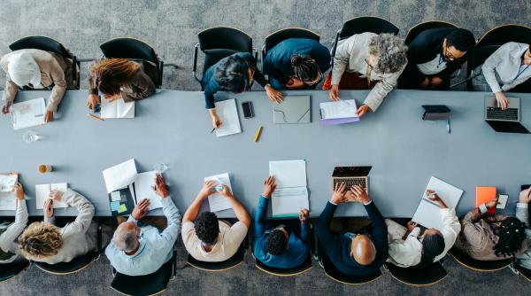 exista multa disperare lucratori calificati dar mai in varsta se reprofileaza in ai ca sa se mentina pe linia de plutire