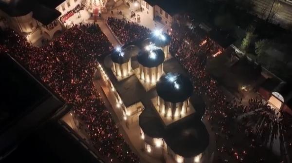 sfanta lumina de la ierusalim a ajuns in romania