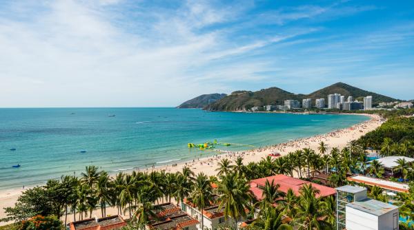 o insula tropicala din china vrea sa devina cel mai mare port de liber schimb din lume