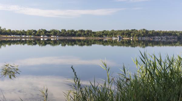 aproape ca lacul como germania transforma foste mine de carbune in cel mai mare sistem de lacuri din europa