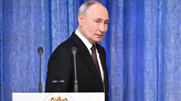 Blocarea internetului a provocat o ruptură rară în rândul elitei de la Moscova. Oficialii de la Kremlin îl avertizează pe Putin