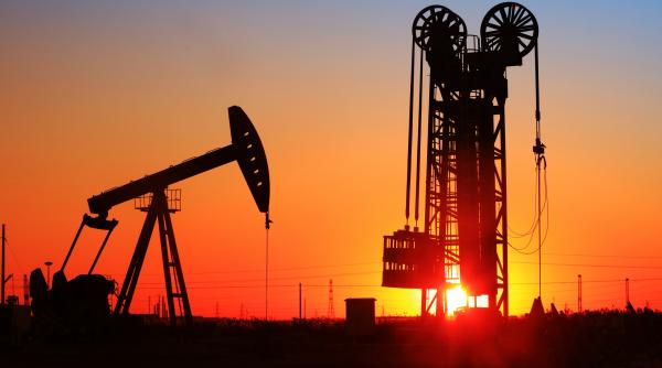 Exporturile de petrol ale unei țări membre NATO au atins un nivel record, în martie. "Închiderea Ormuz, un şoc semnificativ al ofertei"