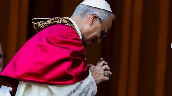 papa leon a facut un apel la unitate in plin conflict cu donald trump putem trai impreuna in pace