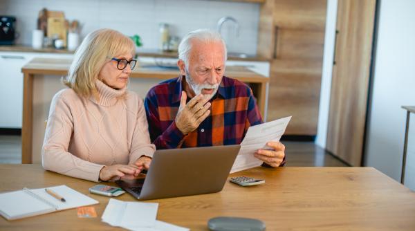 peste 8 4 milioane de romani au avut in martie mai putini bani in conturile din pilonul ii