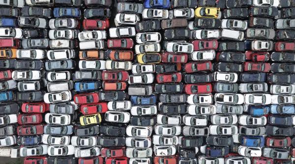 totul este urias in china chiar si cimitirul de masini abandonate imagini aeriene uluitoare