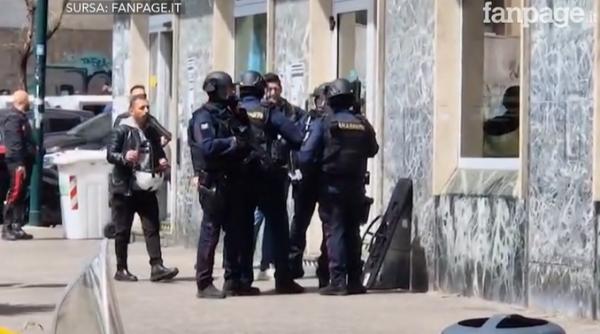 alerta in napoli o grupare de hoti a intrat intr o banca si a luat ostatici sunt baricadati in interior