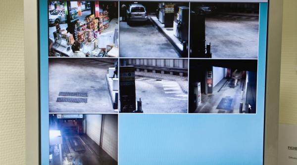 cum a salvat un angajat de la o benzinarie o adolescenta rapita dupa ce i a citit pe buze ca cerea ajutor