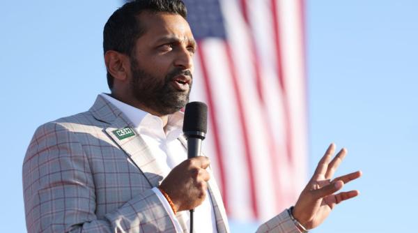 the atlantic seful fbi sufera de alcoolism a ramas blocat in cladire si a facut criza de nervi crezand ca trump l a dat afara