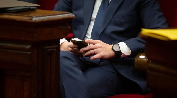 ue isi proclama suveranitatea digitala fata de sua guvernele europene renunta la whatsapp si signal