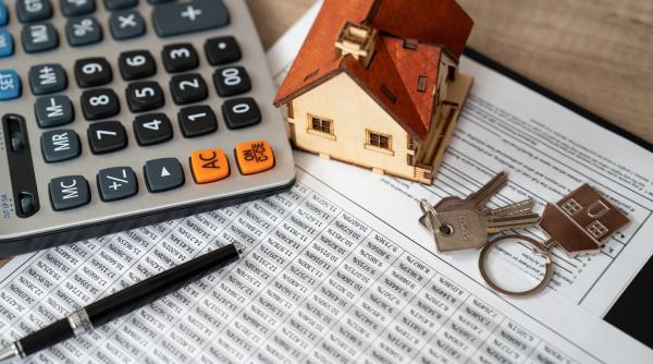 Creşte interesul pentru închirieri în 2026, vânzările imobiliare scad, scumpirile continuă: Cum arată piața rezidențială din România 