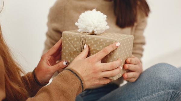 cum alegi cadouri inspirate pentru orice ocazie fara sa pierzi ore in sir prin magazine