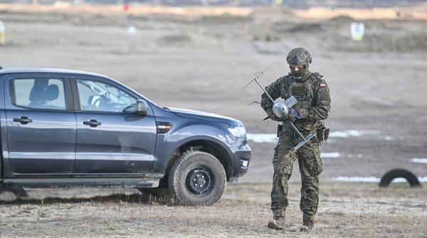 armata sua trimite drone de 3 000 de dolari pentru a dobori dronele shahed pentru ca ucraina a demonstrat ca functioneaza