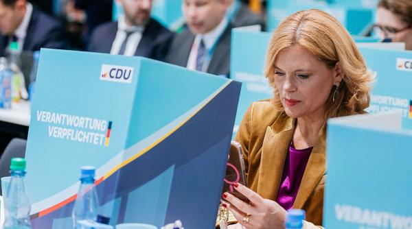 atac cibernetic atribuit rusiei hackerii au spart contul signal al presedintei bundestagului