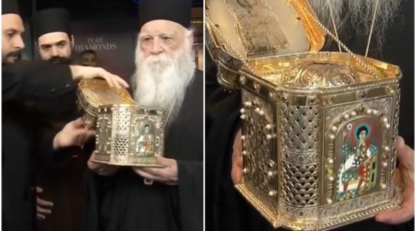 moastele sfantului gheorghe au ajuns in romania sute de credinciosi stau deja la coada la manastirea pantocrator din teleorman