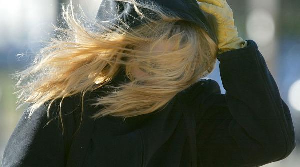 noi alerte de vreme rea in aproape toata tara se anunta vant puternic bruma si ninsori la munte judetele aflate sub cod portocaliu