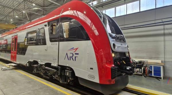 romania cumpara 20 de trenuri electrice si 16 locomotive noi pe ce rute vor fi introduse