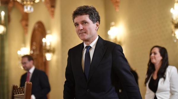 surse nicusor dan va numi un prim ministru daca psd si pnl nu vor reusi sa se inteleaga grindeanu vrea sa intrebe ccr ce e de facut