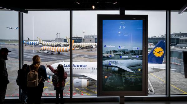 UE va crește importurile de combustibil pentru avioane din Statele Unite de teamă să nu rămână fără kerosen