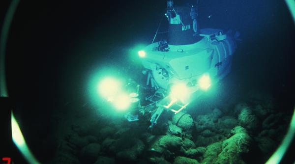 China a cartografiat mineralele de pe fundul oceanului. Experții: „Le poți folosi pentru știință și le poți folosi pentru război”