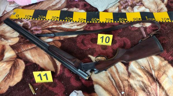 barbat impuscat mortal de mascatii de la sas neamt dupa ce a tras asupra lor cu o arma de vanatoare