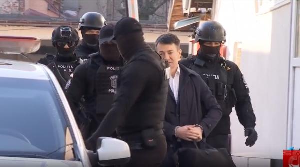 fostul adjunct al sis moldova e extradat din romania alexandru balan e acuzat ca vindea secrete kgb ului din belarus