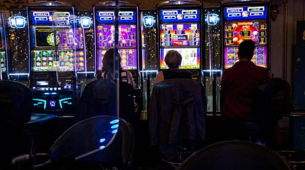 miercurea ciuc tocmai a interzis jocurile de noroc in zonele locuite unde se muta toate salile de pacanele si cazinourile din oras