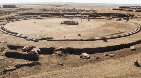 gata arheologii au descoperit un templu egiptean perfect circular la ce era folosit edificiul religios neobisnuit