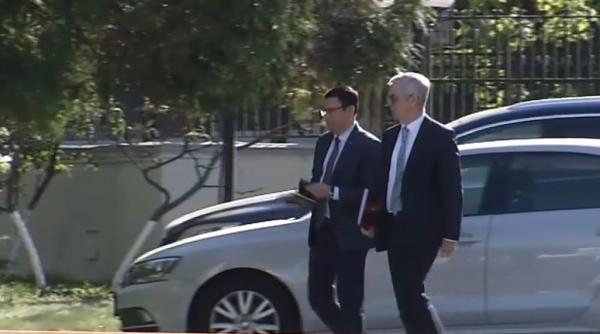 primele imagini cu ambasadorul rusiei la sediul mae el a fost chemat de oana toiu dupa ce o drona ruseasca s a prabusit la galati