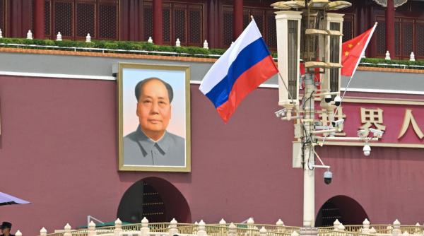 Beijingul critică dur UE după ce firme chineze au fost incluse în noul pachet de sancțiuni împotriva Rusiei și amenință cu "măsuri" 