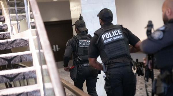 primele imagini cu atacatorul de la dineul corespondentilor de la casa alba trump un lup singuratic care actioneaza pe cont propriu