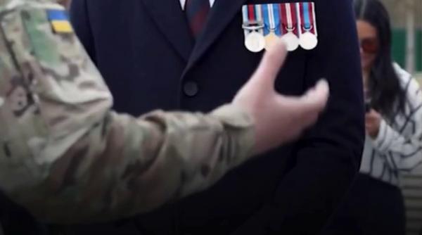 printul harry a adus un omagiu soldatilor ucraineni cazuti in lupta