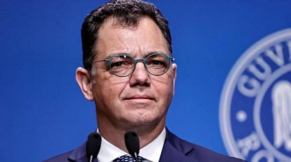 radu oprea si a depus demisia din functia de secretar general al guvernului cu cine il inlocuieste ilie bolojan