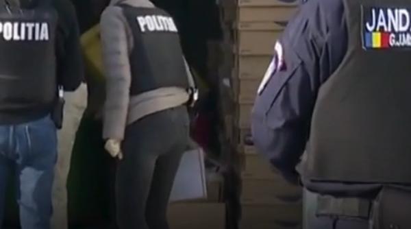 retea suspecta de produse contrafacute descinderi de amploare ale politiei