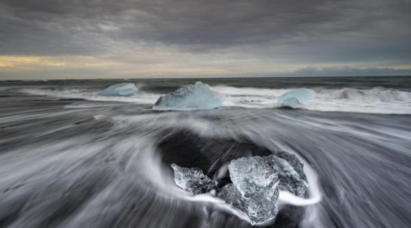 un baraj urias de 80 de kilometri intre alaska si rusia ar putea preveni prabusirea amoc