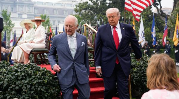 Analiză CNN: Avertismentul subtil al regelui Charles pentru America