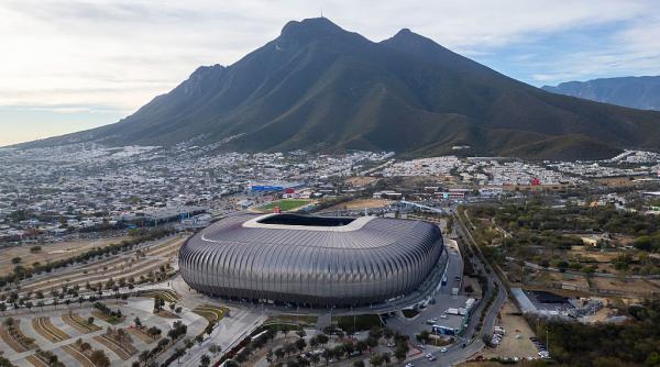 cm 2026 ce meciuri se joaca pe estadio monterrey gigantul de otel din mexic pe care echipa locala din guandalupe a scris istorie