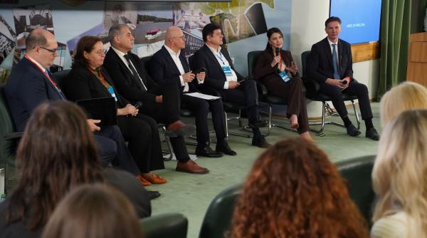 cum sa faci mai multi bani si sa ti tii echipa aproape lectiile primei zile la intelligent money academy