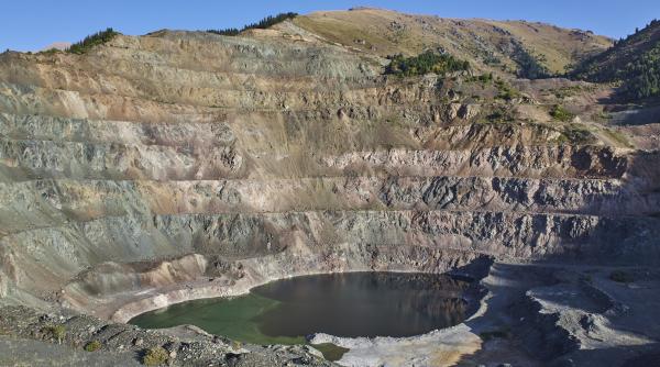 intr o destinatie turistica geologii au descoperit cel mai mari zacamant mineral din lume care poate revolutiona masinile electrice