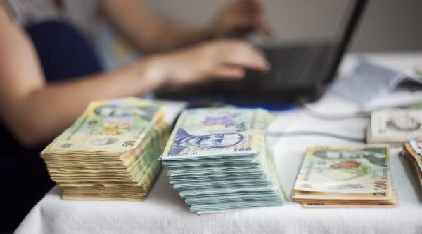 Bolojan acuză că bugetul de stat a fost folosit ca o puşculiţă: Sunt oameni care, în judeţele lor, funcţionează ca nişte jupâni