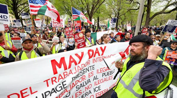 fara slujbe fara scoala fara bani americanii ies in strada de 1 mai dupa modelul protestelor anti trump fara regi