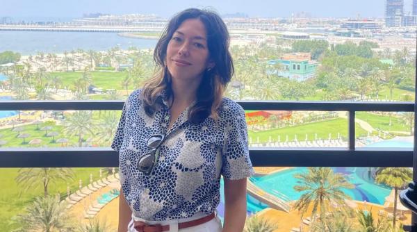 o femeie s a mutat din europa in dubai chiar in ziua in care a inceput razboiul si nu regreta