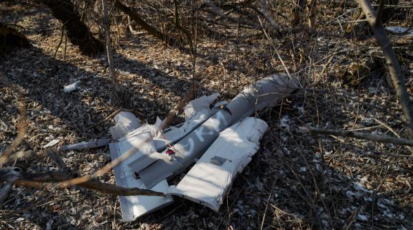 un baiat de 12 ani din ucraina a dezactivat o drona ruseasca fpv care zbura spre fratii si surorile sale