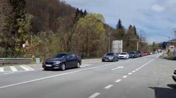 circulatie ingreunata pe dn 1 intre brasov si capitala bucurestenii se intorc din minivacanta de 1 mai rute alternative recomandate