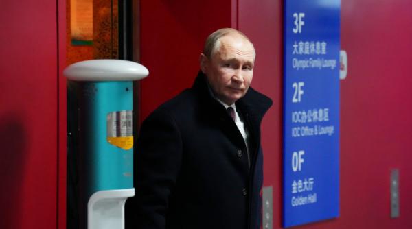 paranoia creste la kremlin putin se teme ca va fi asasinat bucatarii si bodyguarzii lui nu mai au voie sa circule cu autobuzul