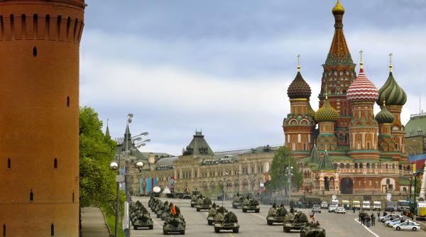 moscova e paralizata de teama dronelor fara internet fara zboruri fara tancuri la parada de 9 mai