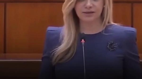 motiunea de cenzura a fost adoptata guvernul bolojan a fost demis cu 281 de voturi ilie bolojan s a dus la palatul victoria