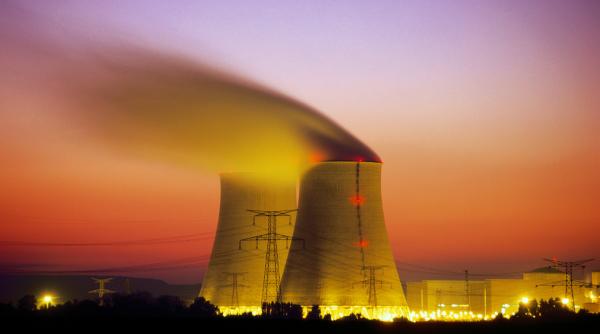 optiunea nucleara energia atomica ar putea fi salvarea europei de ce cred analistii ca tranzitia nu va fi una usoara