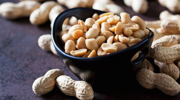 alerta alimentara extinsa pentru alune cu aflatoxine s au gasit noi sortimente contaminate poze cu produsele si lista magazinelor