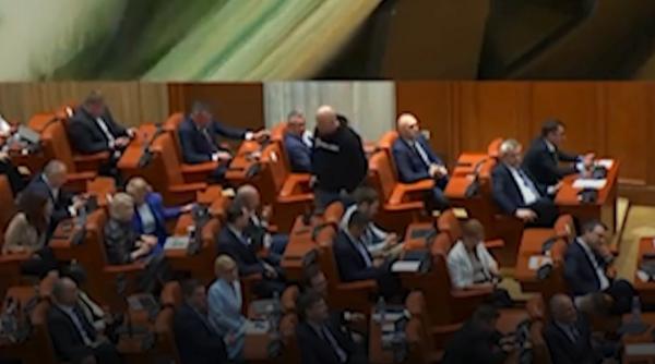presedintele consiliului fiscal ne asteapta mari suferinte daca nu continuam reducerea deficitului inceputa de bolojan